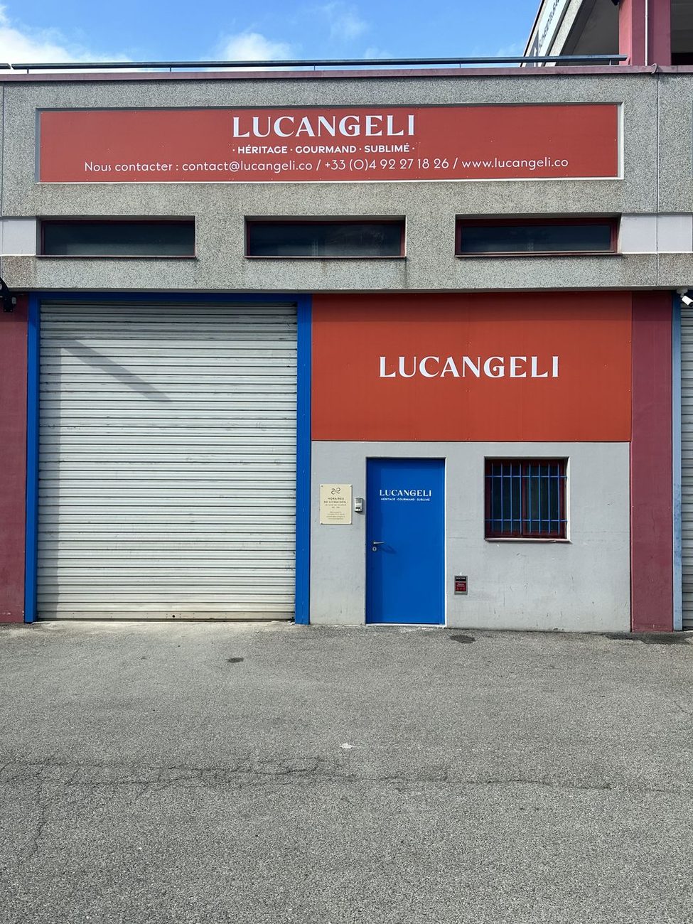 Façade Lucangeli — enseigne posée par Posemasignaletique.fr à Saint-Laurent-du-Var (06)
